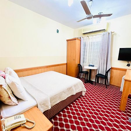 דובאי Al Ahrar Hotel מראה חיצוני תמונה