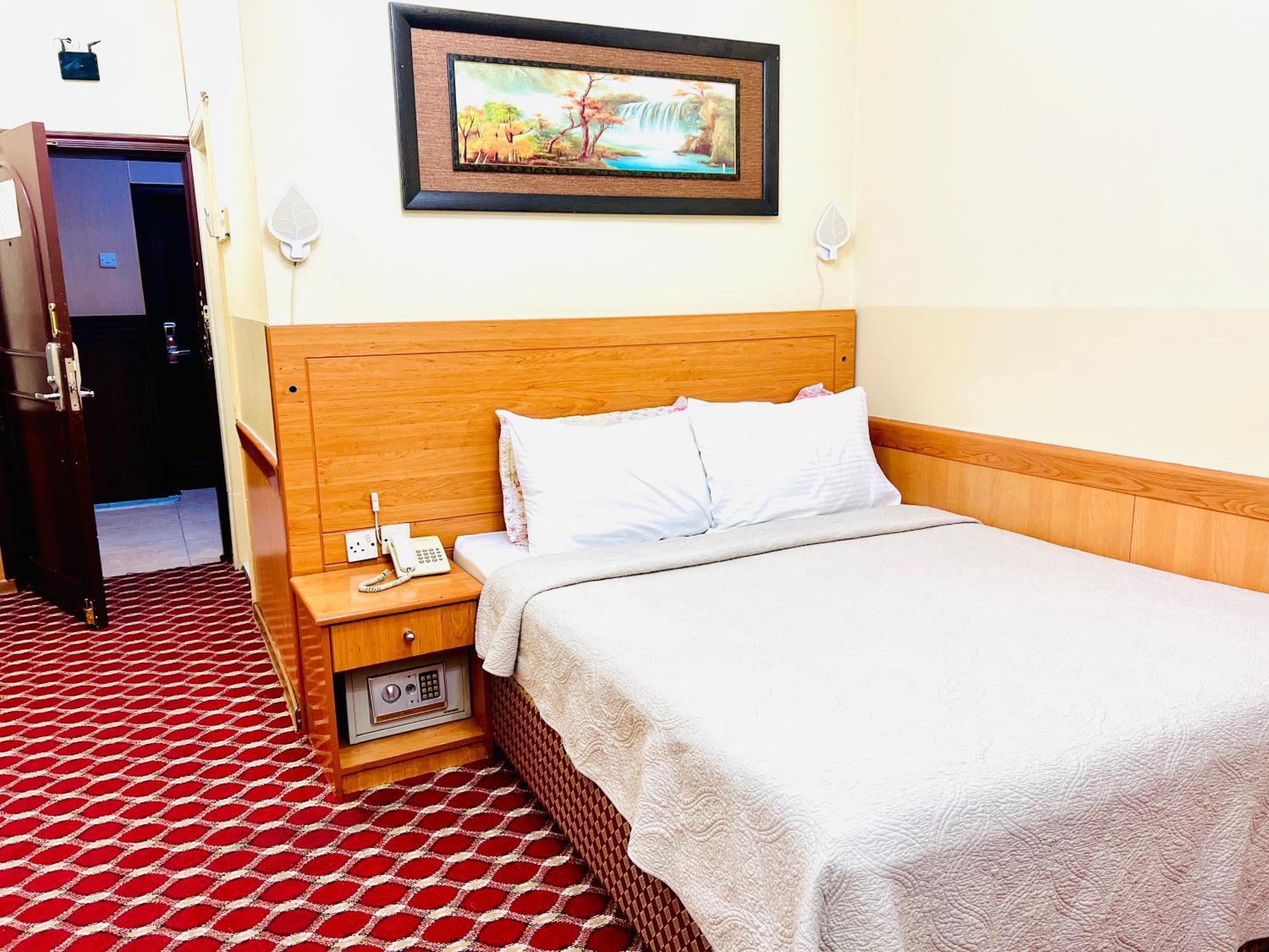 דובאי Al Ahrar Hotel מראה חיצוני תמונה